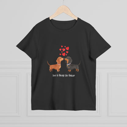 Love Dogs Tee - Cute Pet T-Shirt for Animal Lovers, Gift for Dog Owners, Casual Wear, Birthday Apparel, Valentine's Day